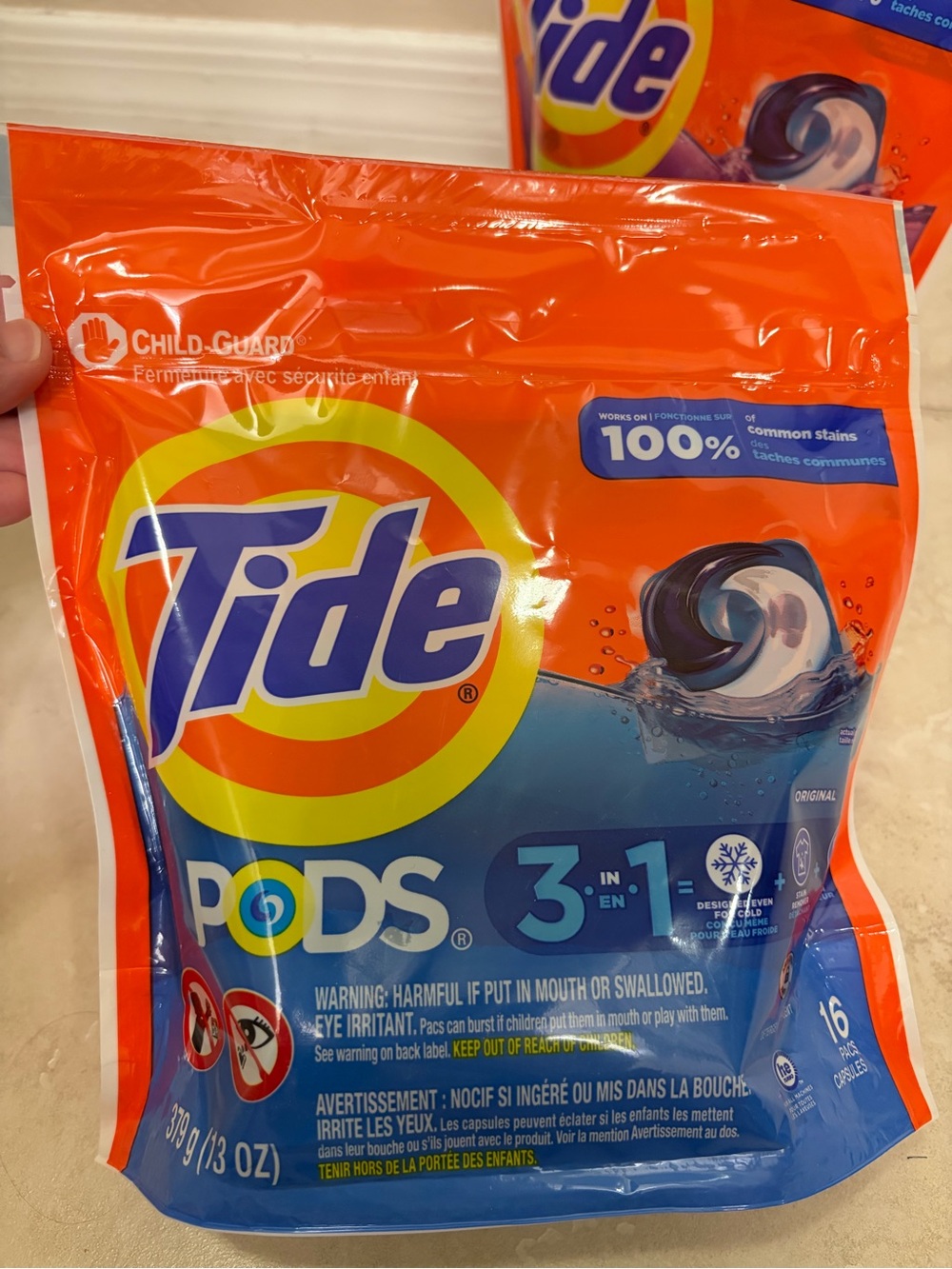 Tide PODS 3-in-1 Laundry Pacs Assorted Scents (Pink, Blue, Purple) - Picture 3 of 4